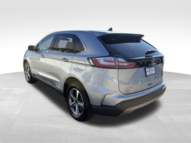Used 2023 Ford Edge SEL w/ Convenience Package AWD/4WD image 11