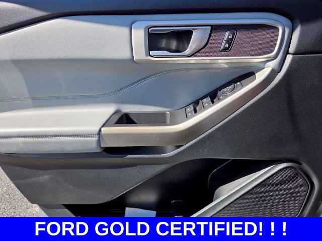 Used 2023 Ford Explorer XLT w/ Equipment Group 202A RWD image 28