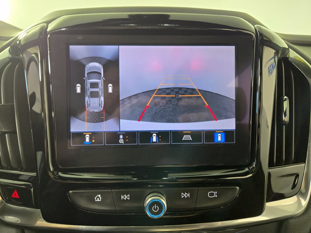 Certified 2023 Chevrolet Traverse LT w/ LT Premium Package AWD/4WD image 30