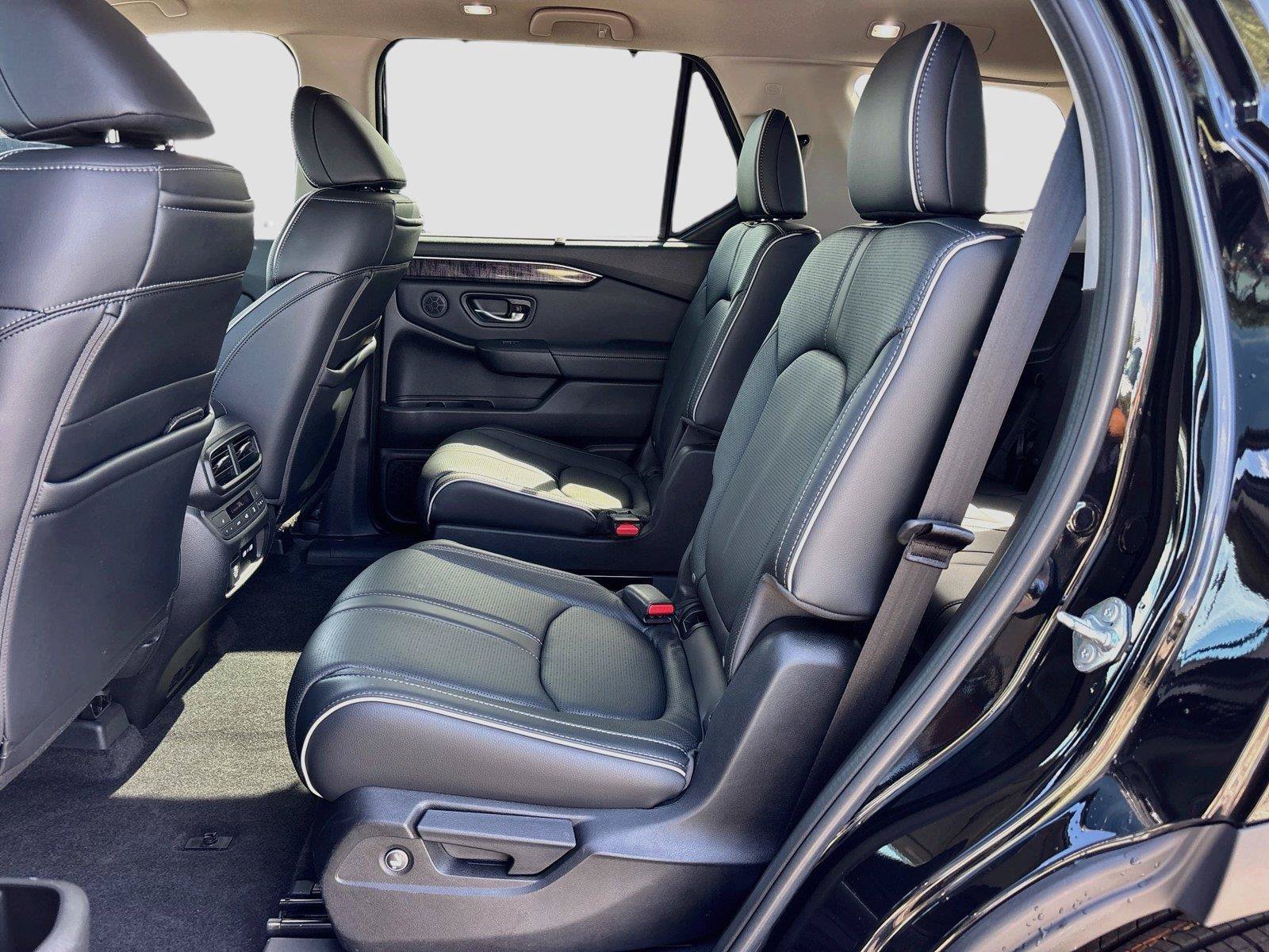 Certified 2023 Honda Pilot Elite image 30