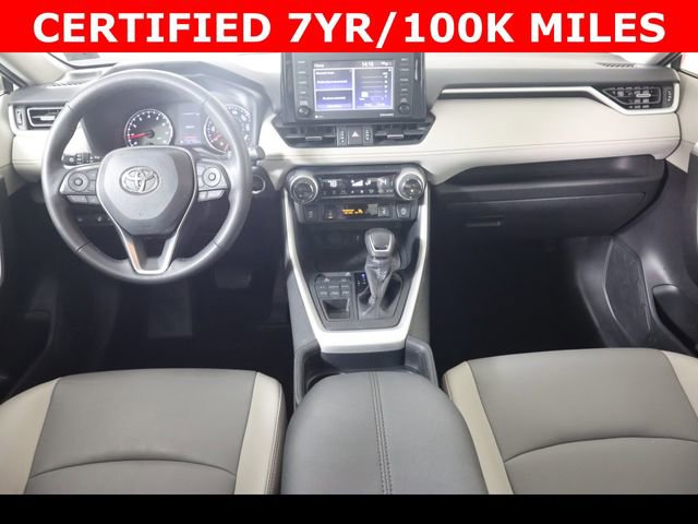 Used 2020 Toyota RAV4 XLE Premium image 19