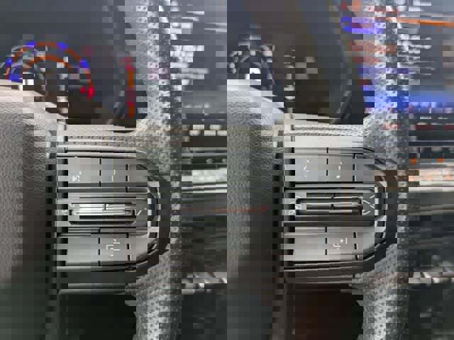 Used 2023 Chevrolet Colorado W/T image 24