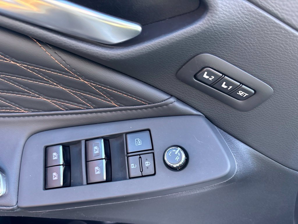 Used 2021 Toyota Avalon Limited w/ Advanced Safety Package FWD image 18