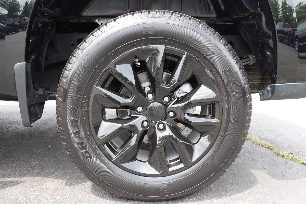 Used 2024 Chevrolet Silverado 1500 Custom w/ LPO, Dark Essentials Package AWD/4WD image 52