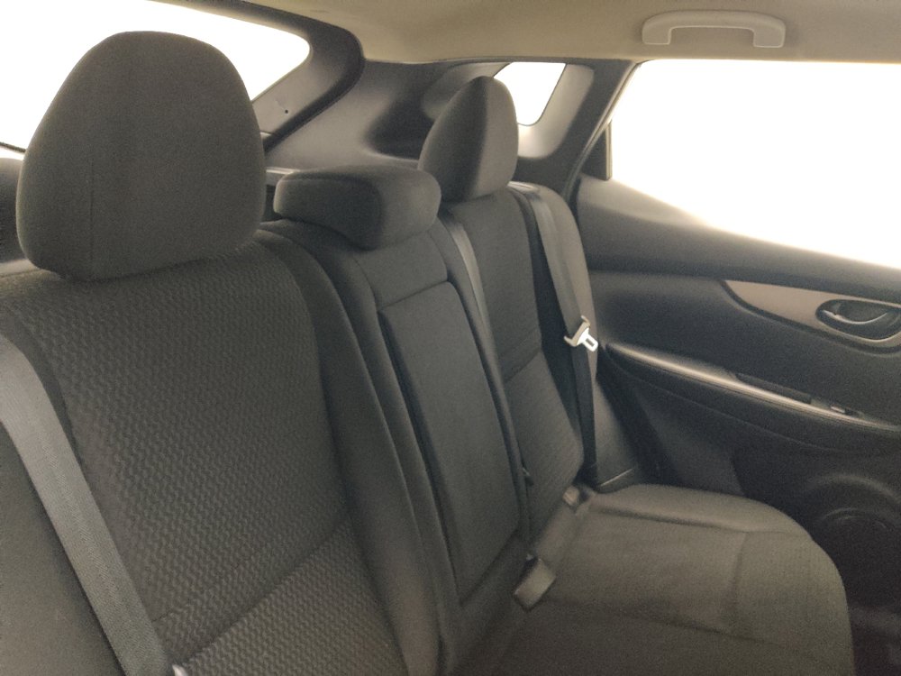 Used 2019 Nissan Rogue Sport S FWD image 19