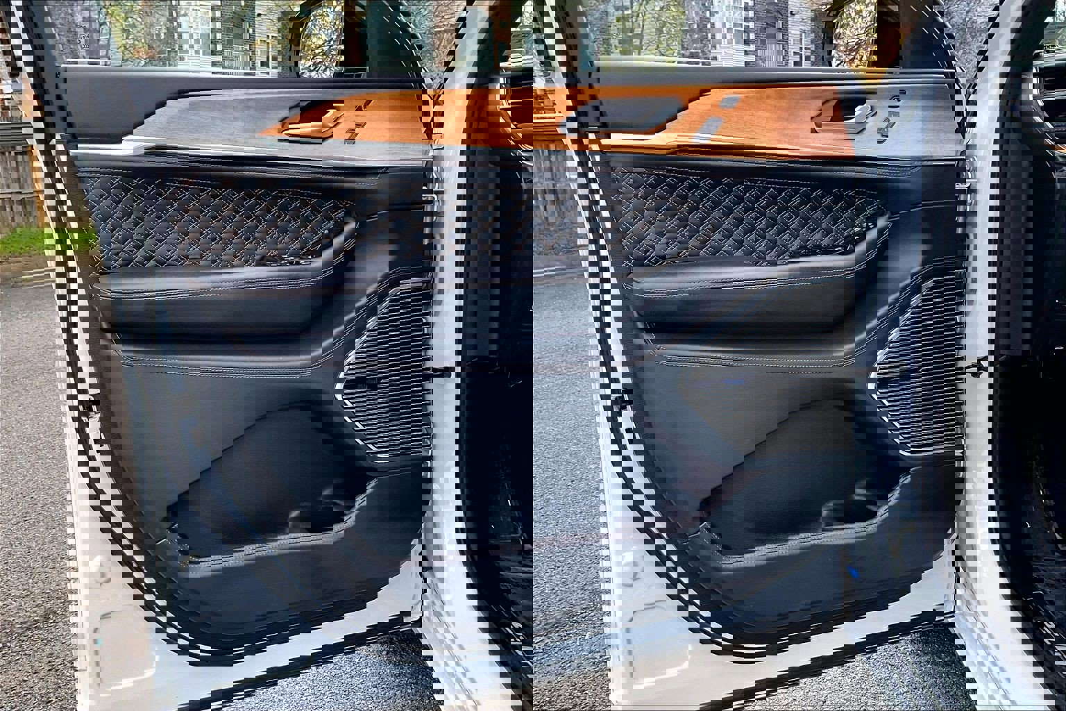 Used 2023 Jeep Grand Cherokee Summit image 22