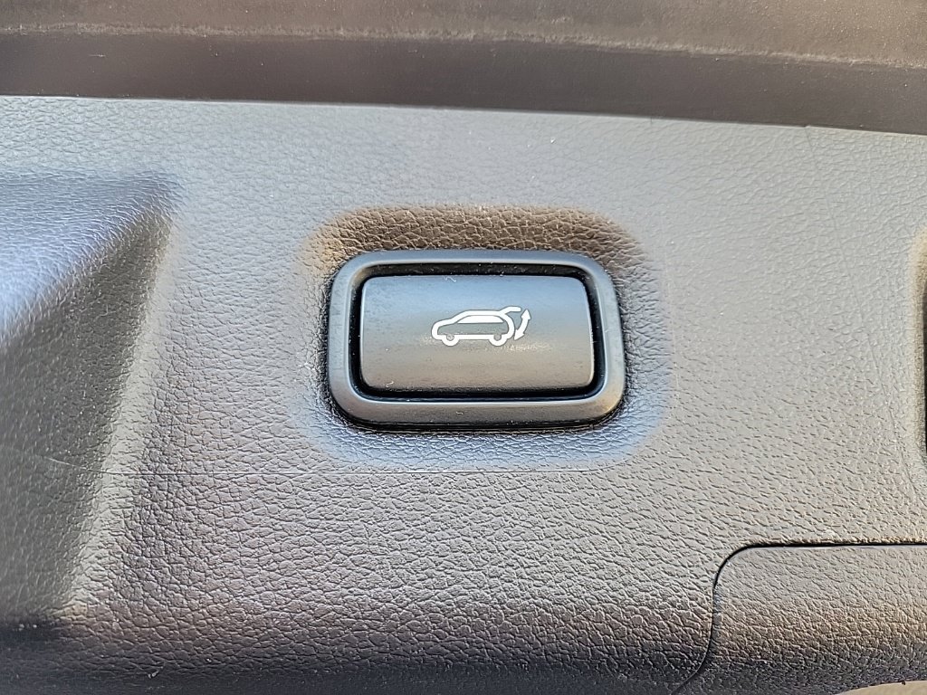 Used 2020 Hyundai Santa Fe Limited w/ Cargo Package AWD/4WD image 14