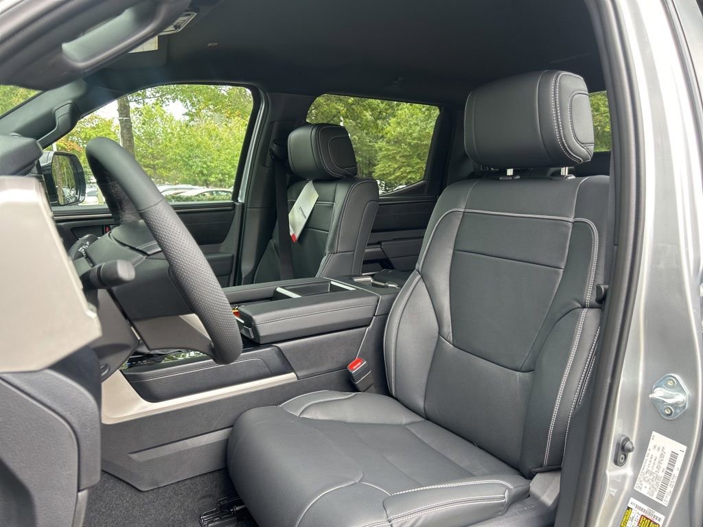 New 2026 Toyota Tundra SR5 image 7