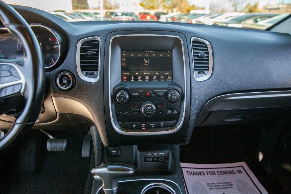 Used 2020 Dodge Durango SXT w/ 3rd Row Seating Group image 16