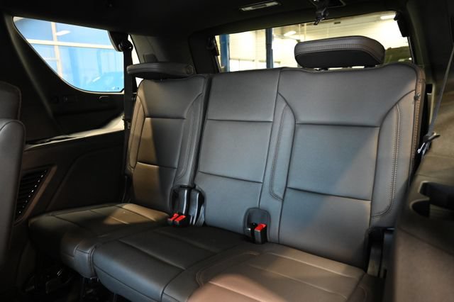 New 2026 Chevrolet Tahoe High Country AWD/4WD image 14