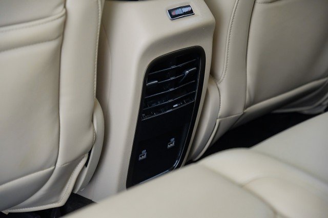 Used 2019 Lincoln MKC Select w/ Select Plus Package AWD/4WD image 35