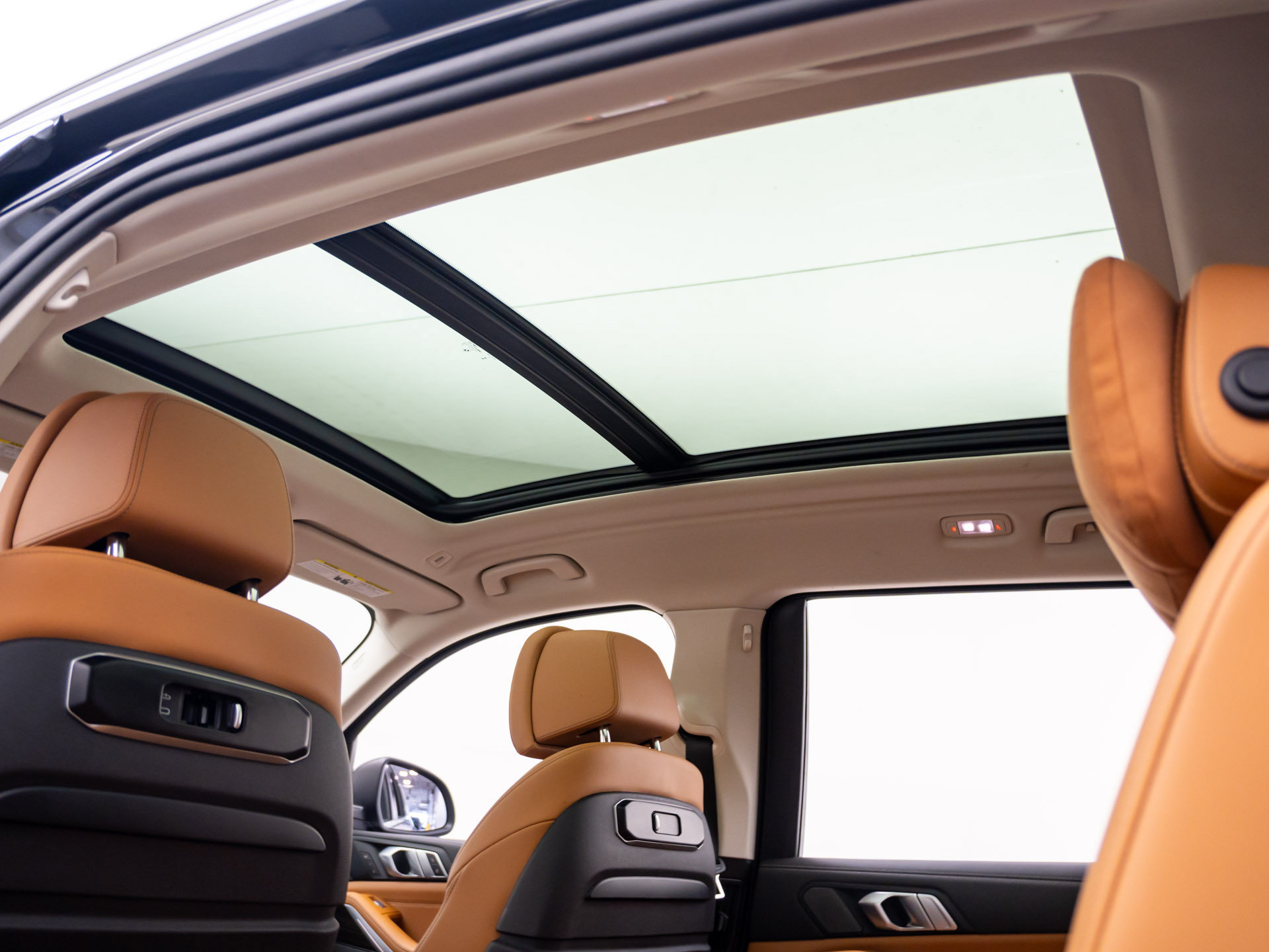 Certified 2025 BMW X7 xDrive40i AWD/4WD image 20