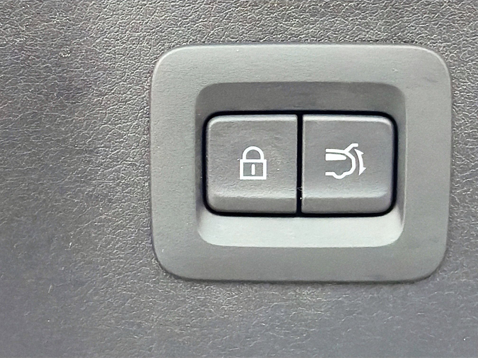 Used 2024 MAZDA CX-90 3.3 Turbo w/ Preferred Plus AWD/4WD image 12