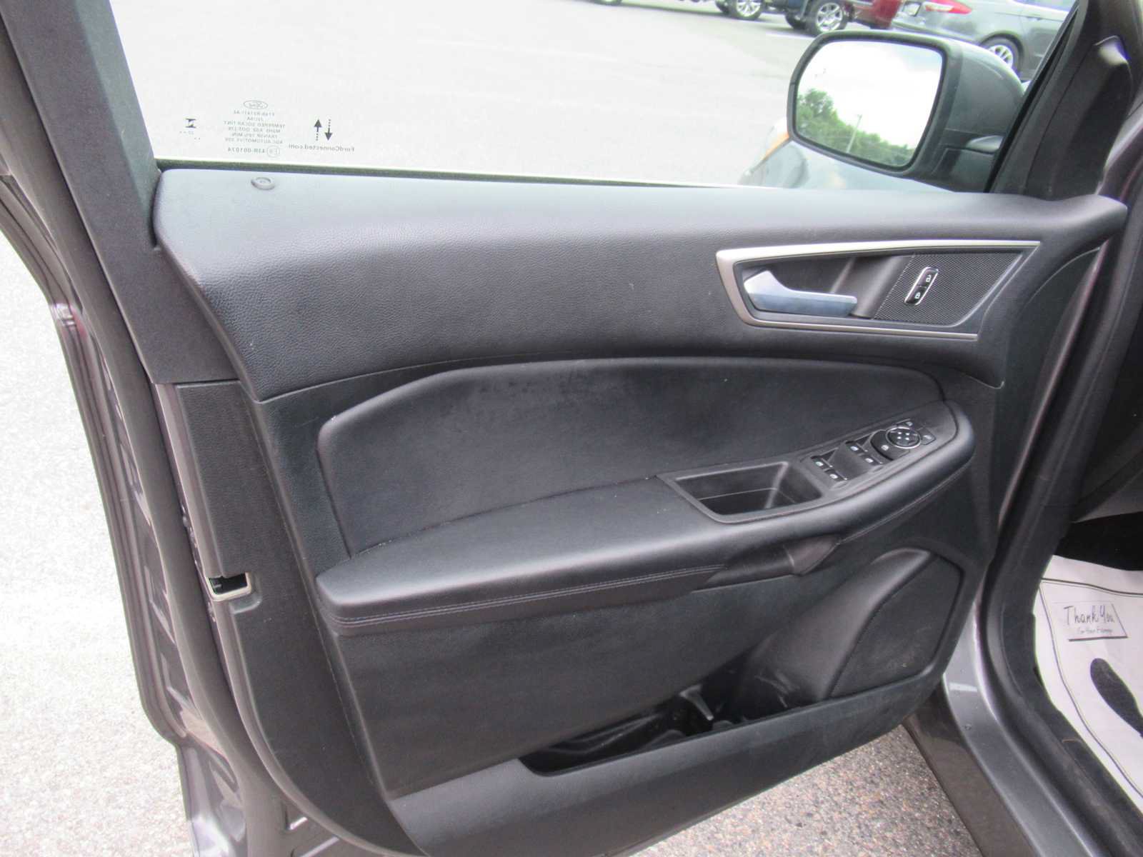 Used 2023 Ford Edge SEL AWD/4WD image 20