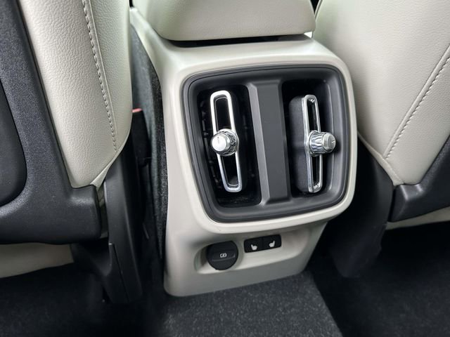 Used 2023 Volvo XC40 B5 Plus w/ Driver Assist Package image 19