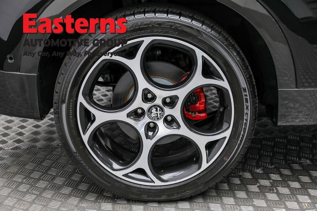 Used 2024 Alfa Romeo Tonale Veloce w/ Active Assist Package image 28