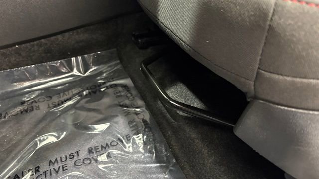 Used 2024 Chevrolet Trax RS w/ Sunroof Package FWD image 14