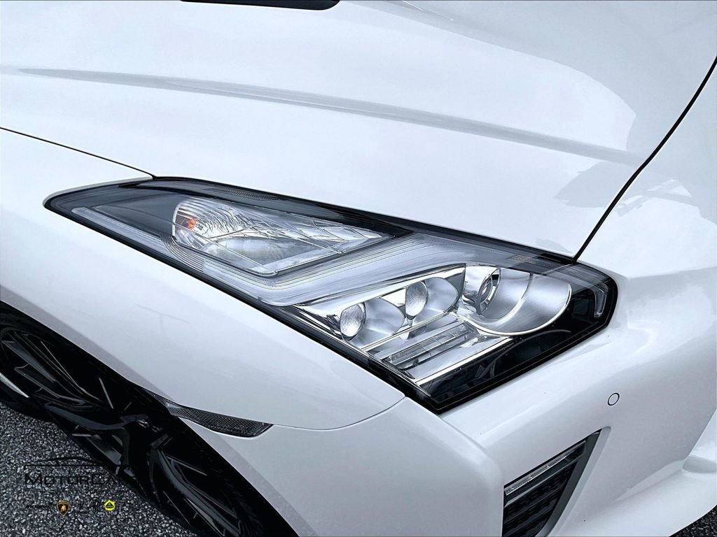 Used 2021 Nissan GT-R Premium image 22