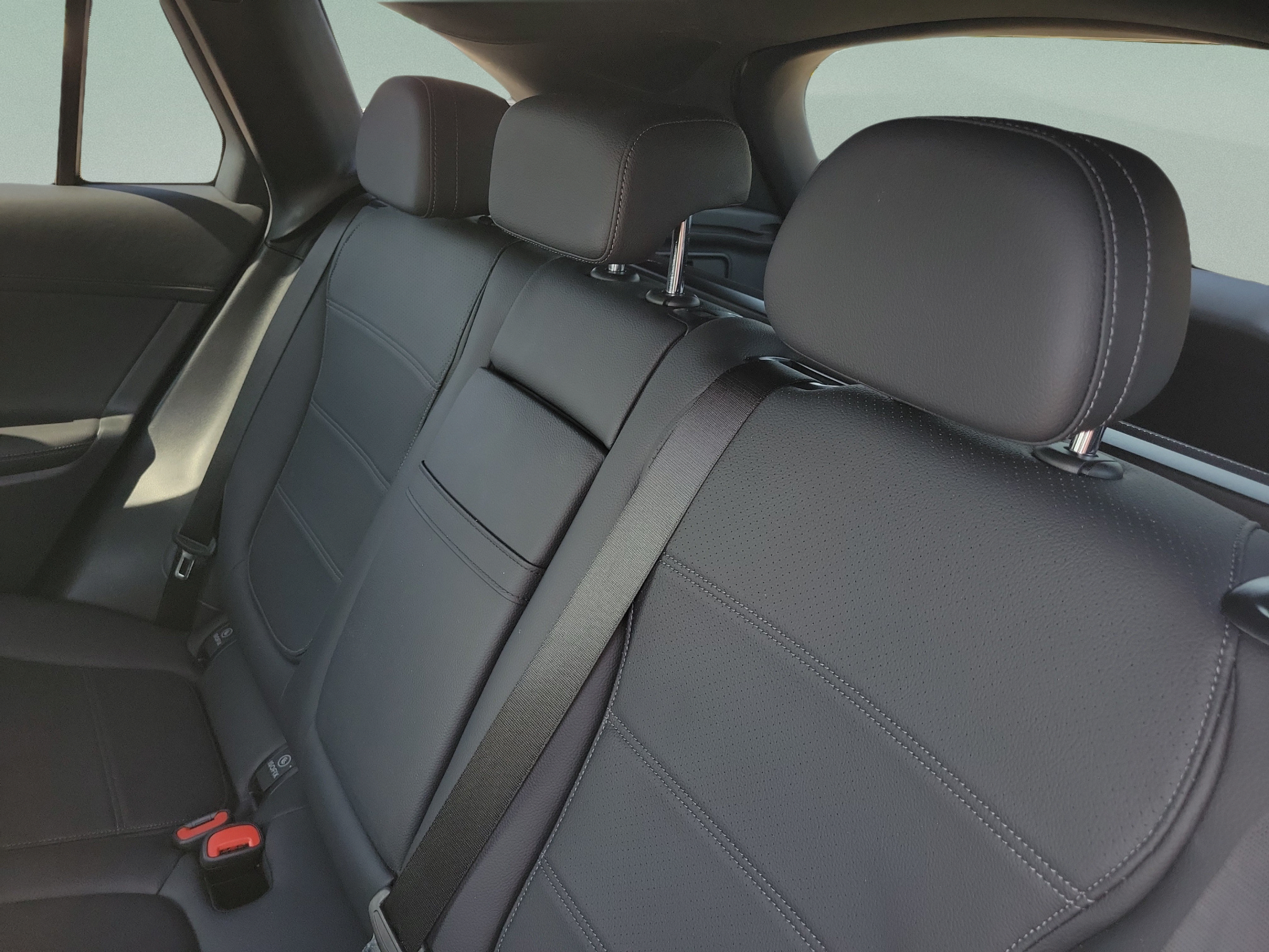 Certified 2024 Mercedes-Benz GLC 300 4MATIC image 9