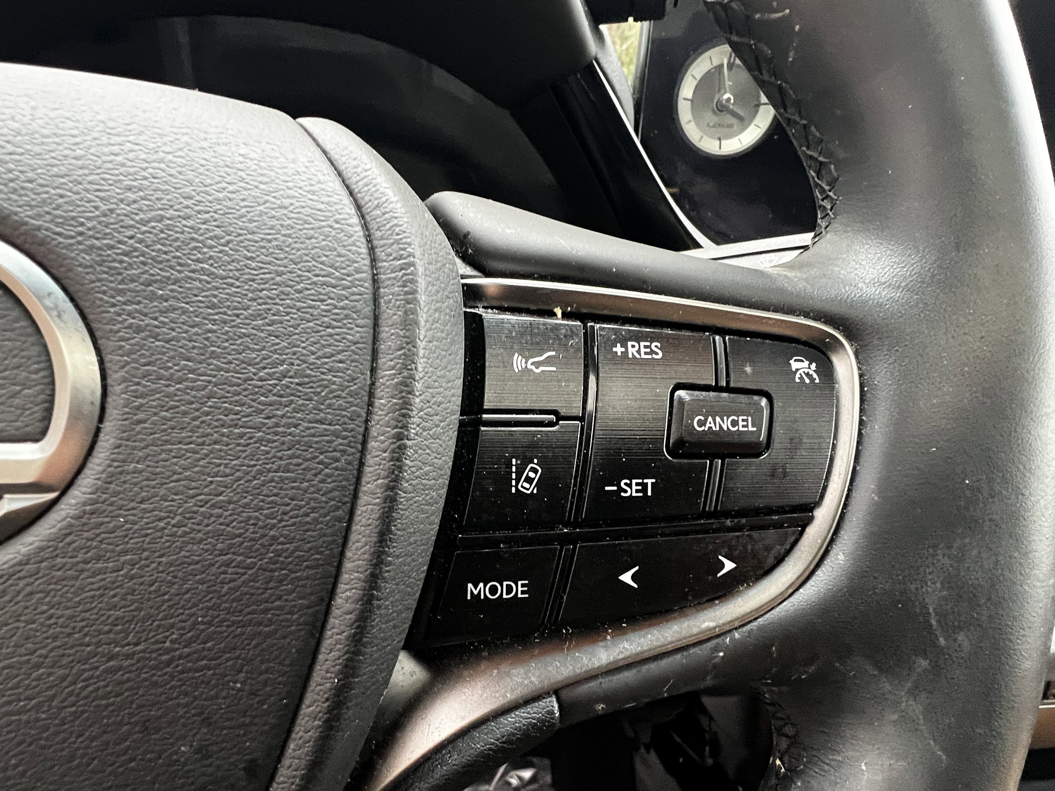 Certified 2023 Lexus ES 350 w/ Premium Package image 19