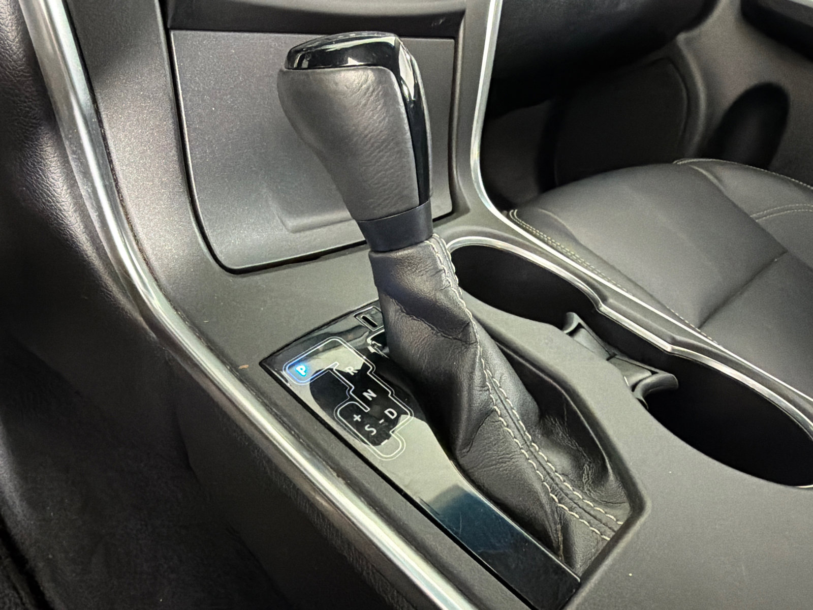 Used 2017 Toyota Camry XLE FWD image 31