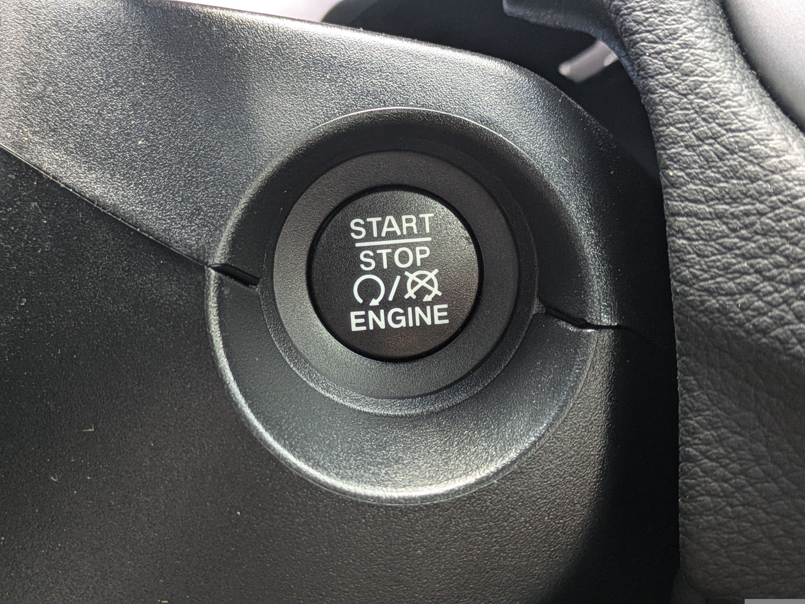 Used 2021 Jeep Compass Latitude FWD image 27