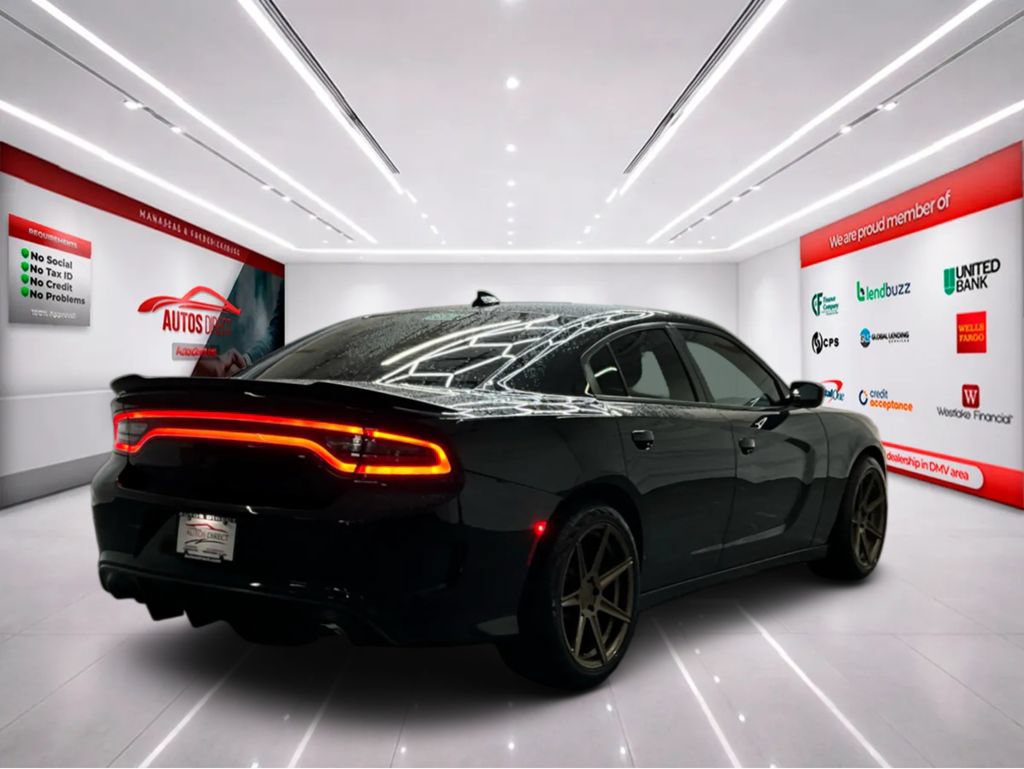 Used 2023 Dodge Charger SXT w/ Blacktop Package RWD image 7