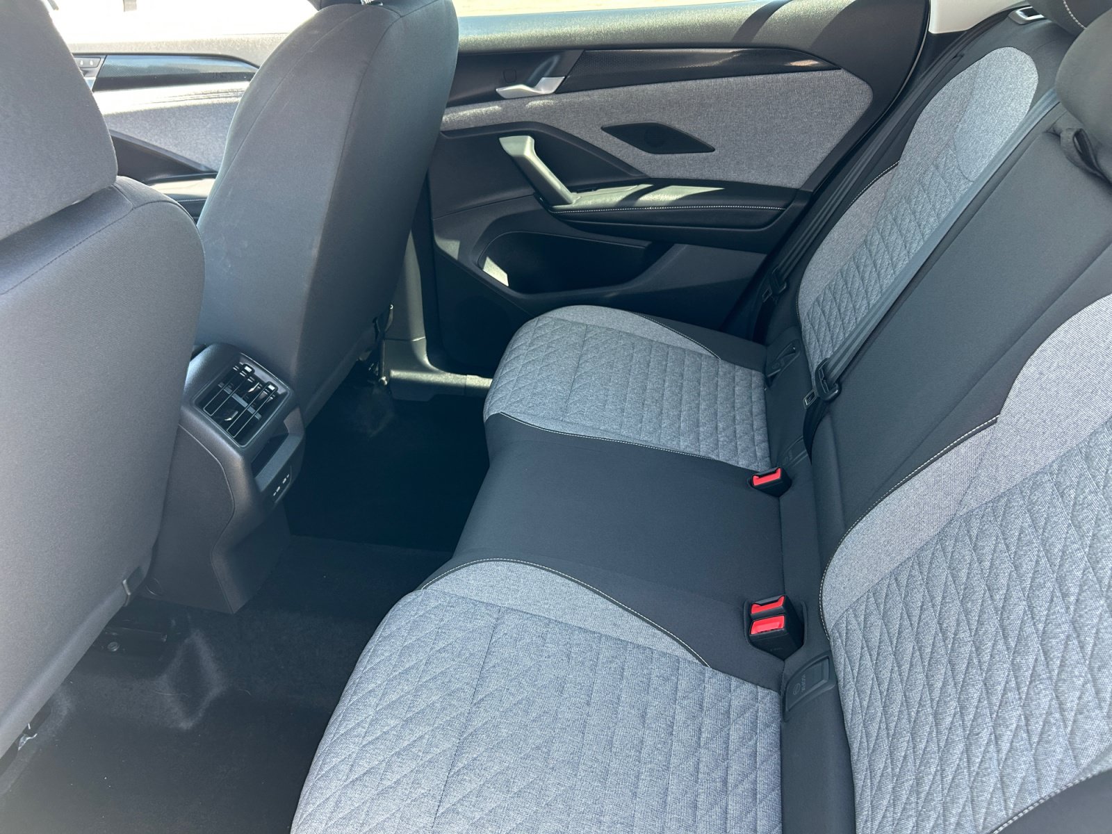 Certified 2026 Volkswagen Tiguan S FWD image 17