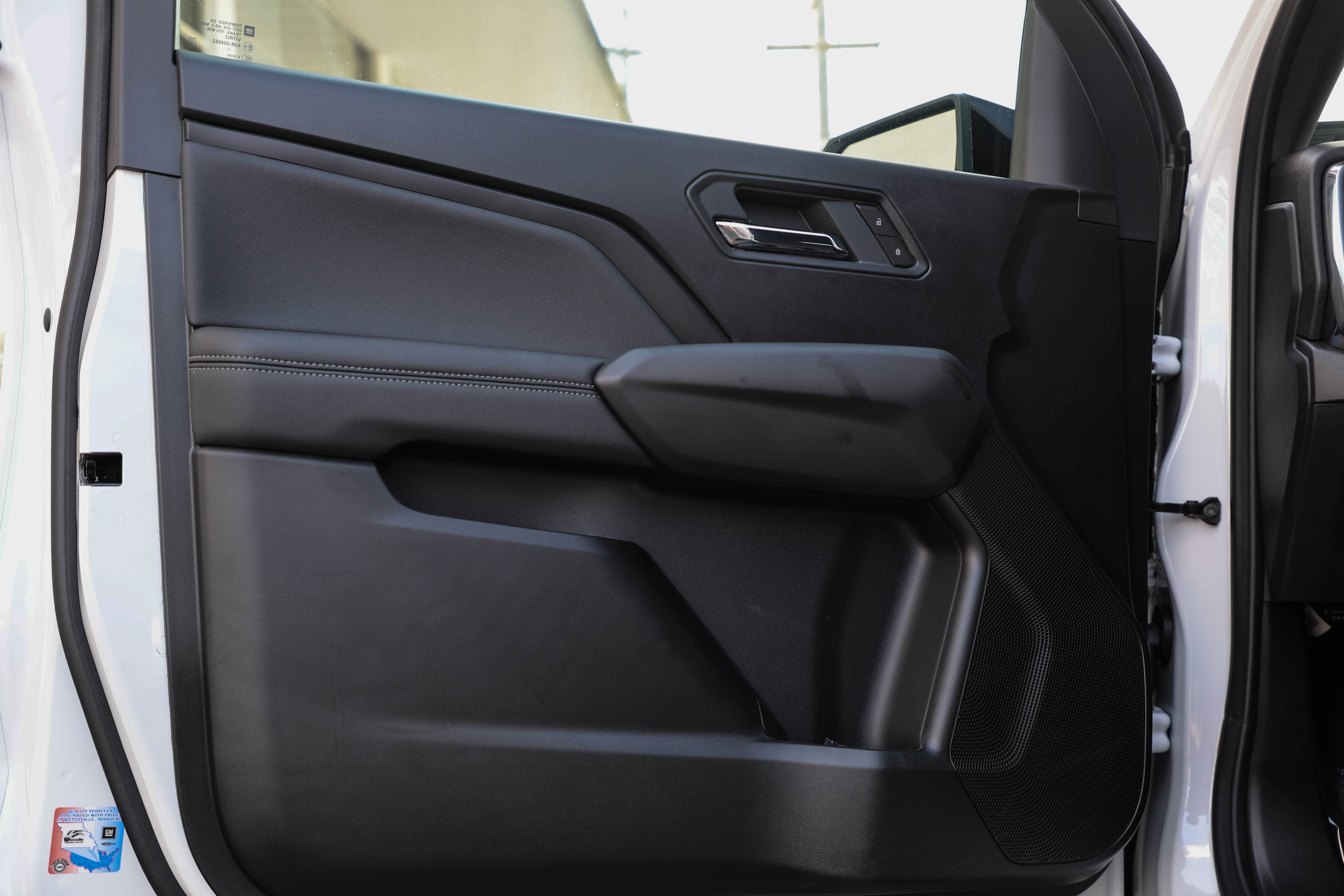 New 2026 GMC Canyon Elevation w/ Convenience Package image 16