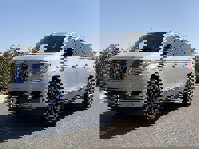 Used 2020 Lincoln Navigator L Reserve w/ Luxury Package image 1