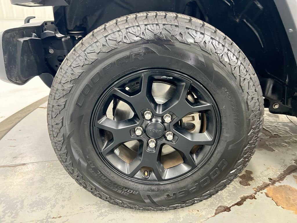 Used 2020 Jeep Wrangler Unlimited Willys image 26