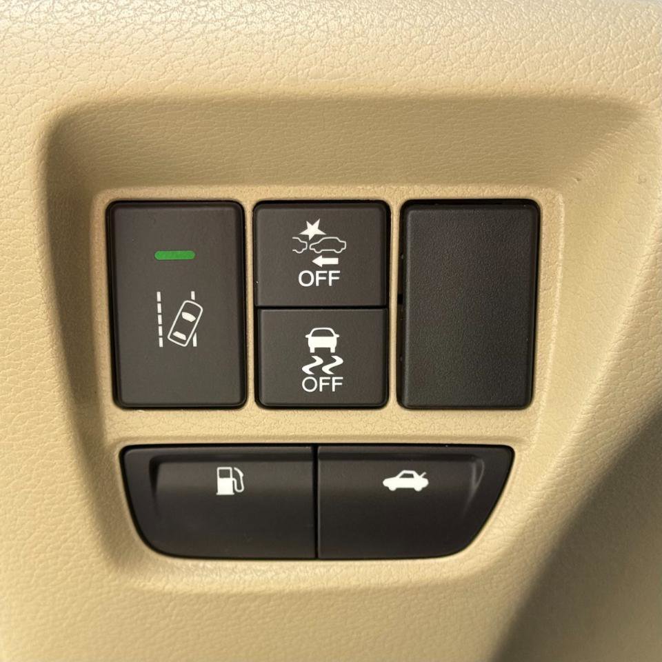 Used 2020 Acura TLX image 20