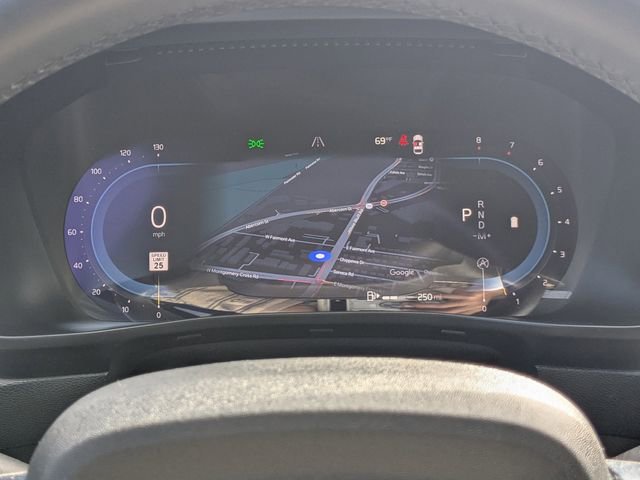 Certified 2023 Volvo XC40 B5 Core w/ Convenience Package image 35