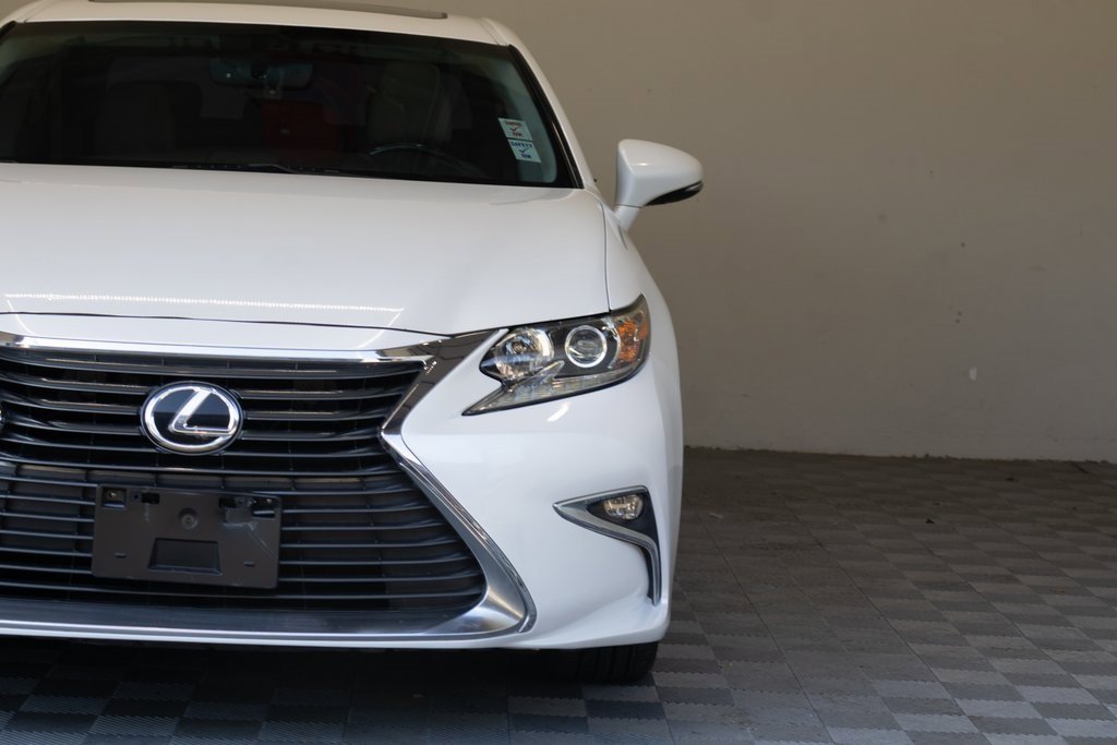 Used 2016 Lexus ES 350 image 5
