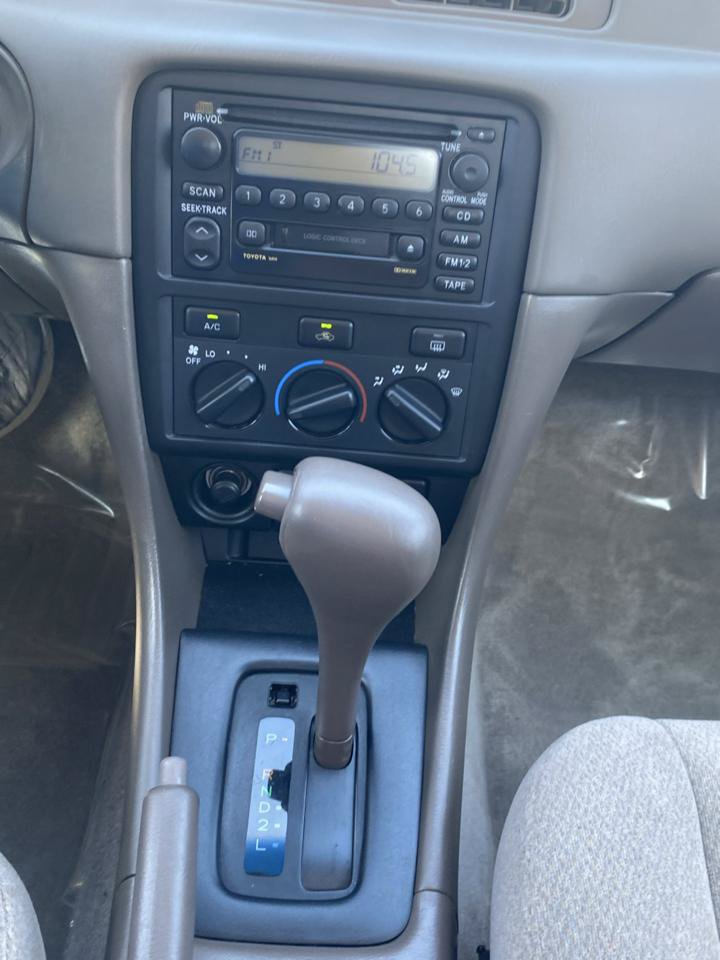 Used 2001 Toyota Camry XLE FWD image 20