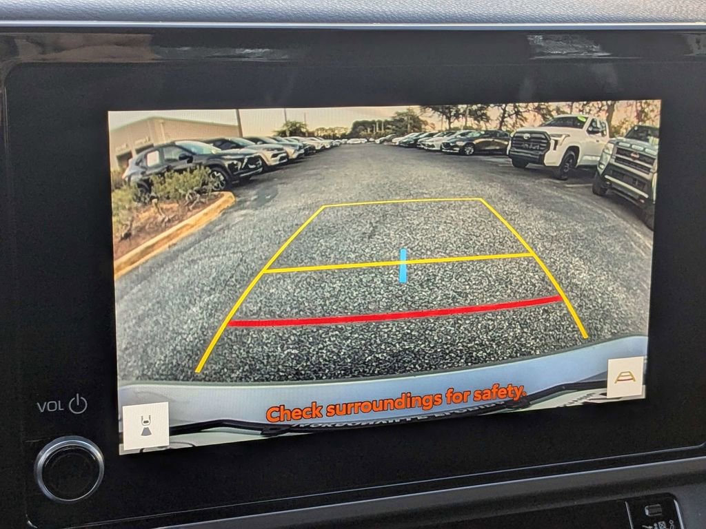 Used 2025 Toyota Camry LE image 20