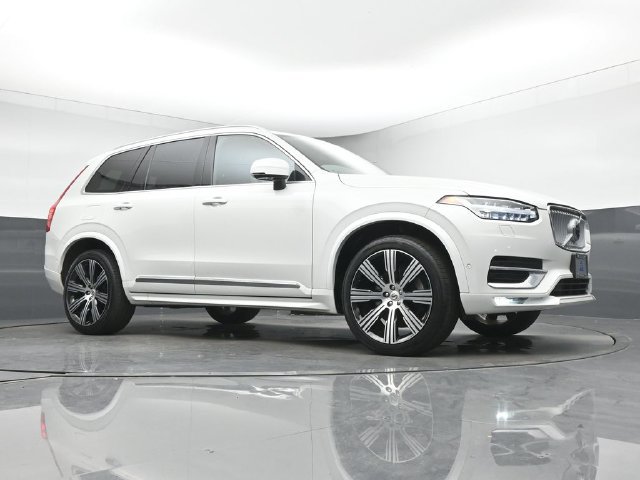 Used 2025 Volvo XC90 B6 Plus w/ Protection Package Premier AWD/4WD image 35