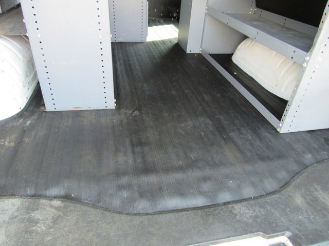Used 2013 Chevrolet Express 2500 RWD image 22