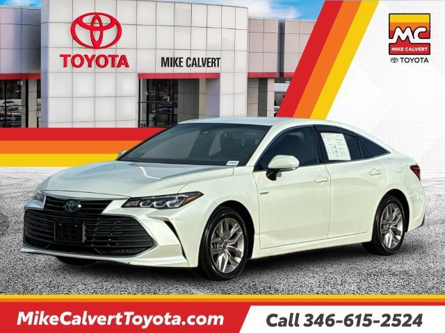 Certified 2020 Toyota Avalon XLE w/ Preferred Accessory Package FWD image 1