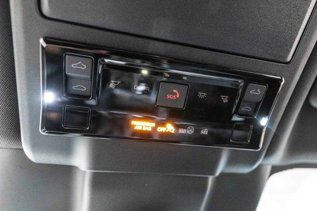 Certified 2026 Toyota RAV4 SE w/ Convenience Package AWD/4WD image 28