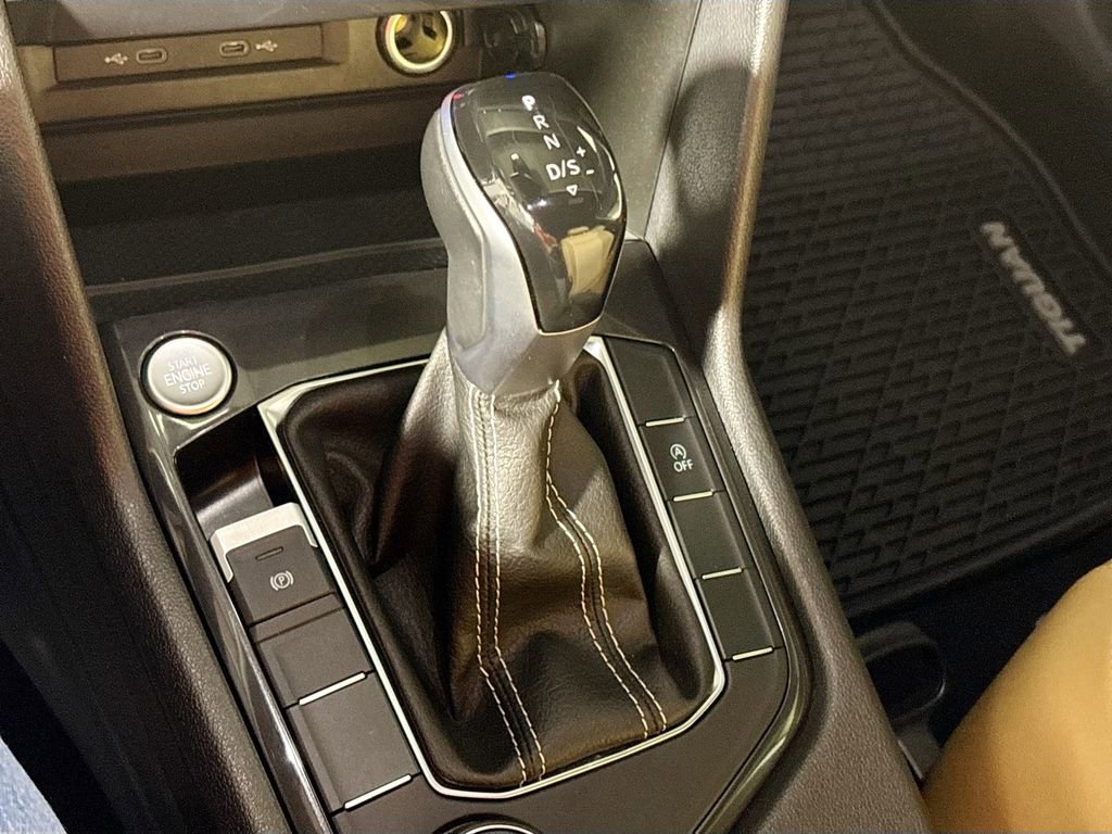 Certified 2024 Volkswagen Tiguan SE image 17