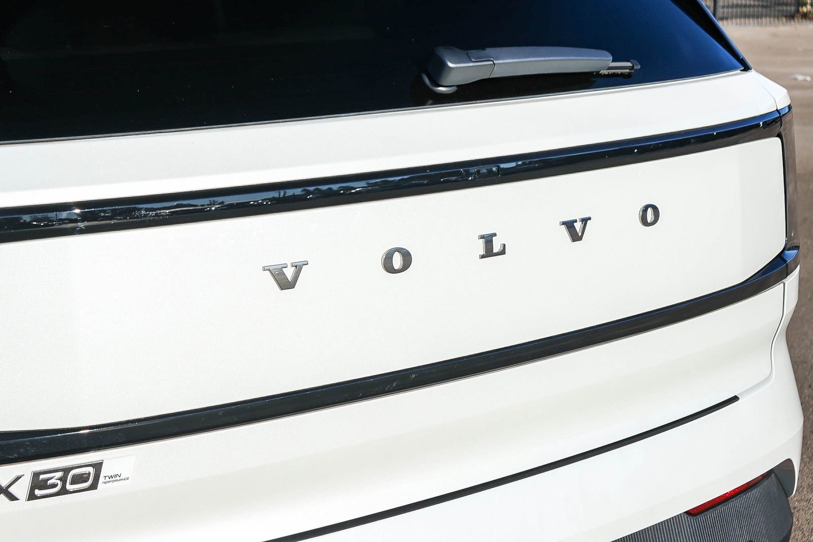 New 2025 Volvo EX30 Plus w/ Protection Package Premier image 12