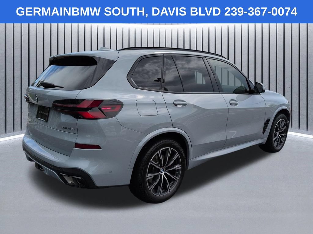 Used 2025 BMW X5 xDrive40i w/ M Sport Package AWD/4WD image 5