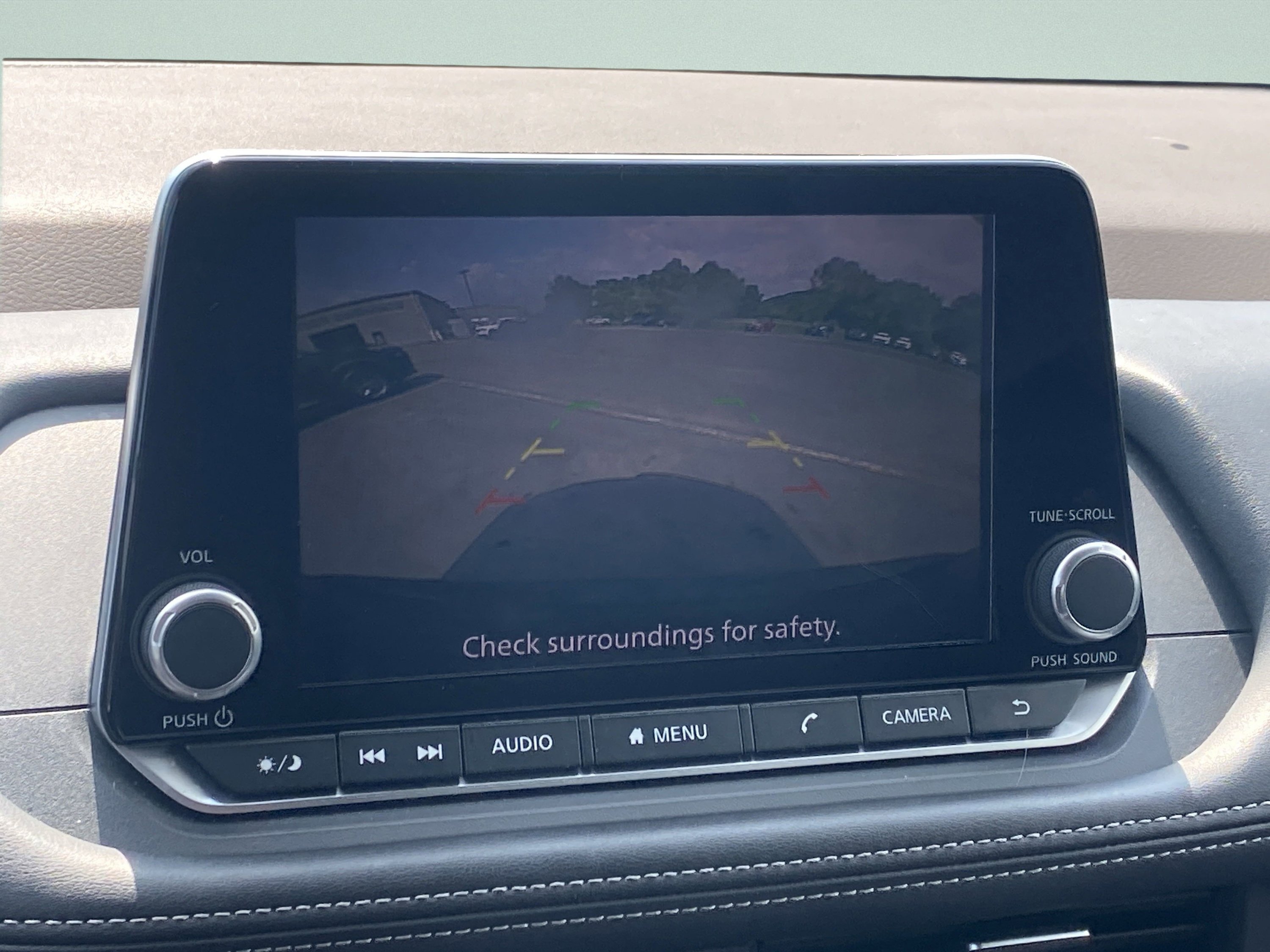 Used 2023 Nissan Rogue S image 24