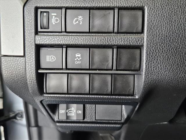 Used 2024 Toyota Tacoma SR5 w/ SR5 Upgrade Package image 13