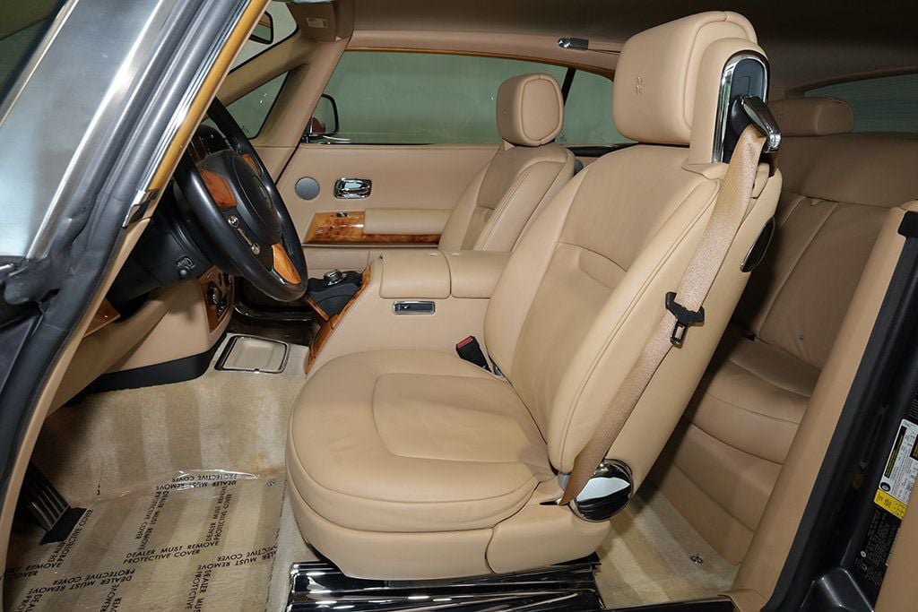 Used 2010 Rolls-Royce Phantom Coupe RWD image 16