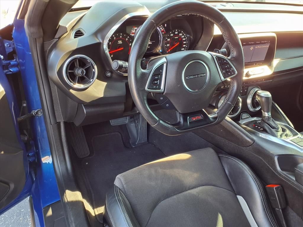 Used 2019 Chevrolet Camaro SS image 9