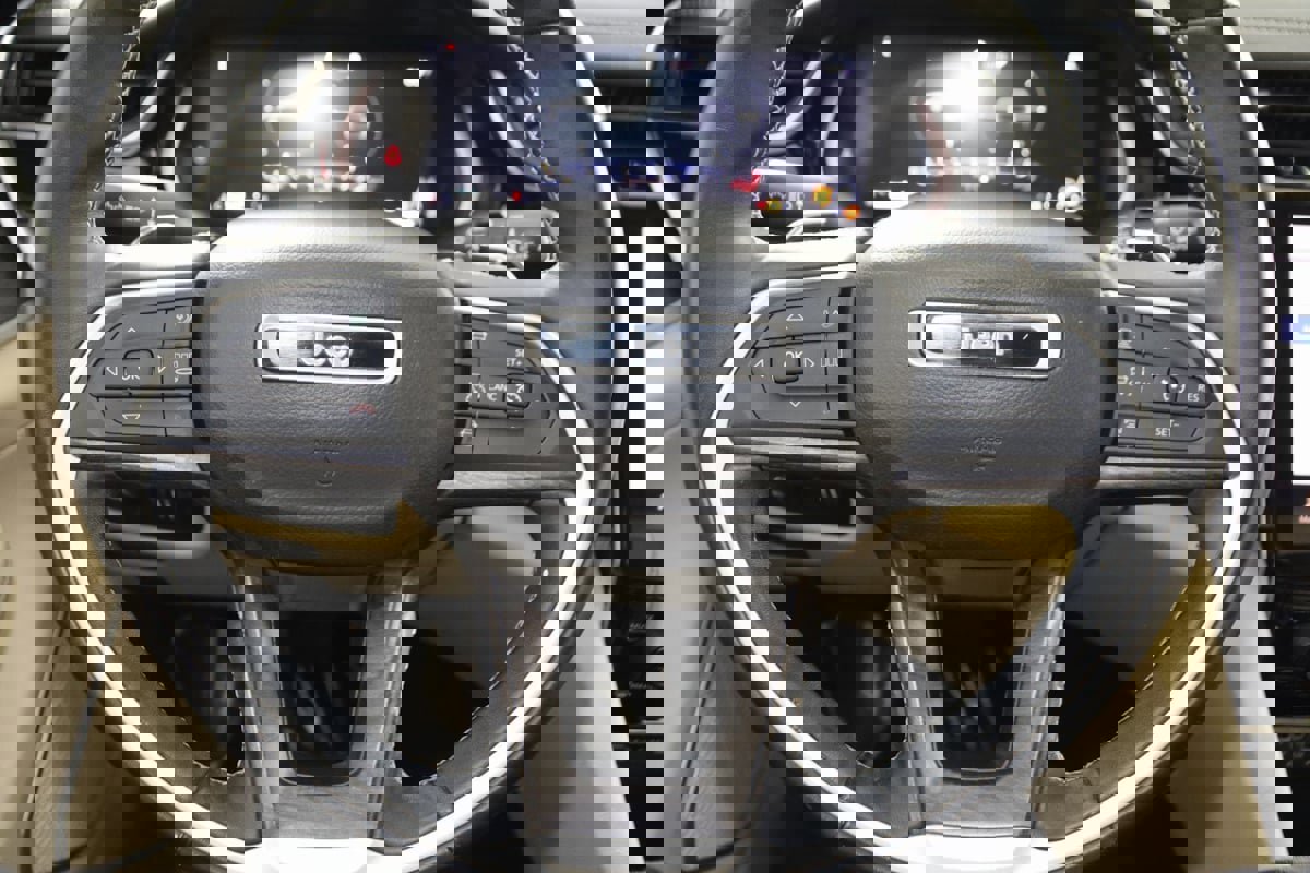 Used 2022 Jeep Grand Cherokee L Limited image 51