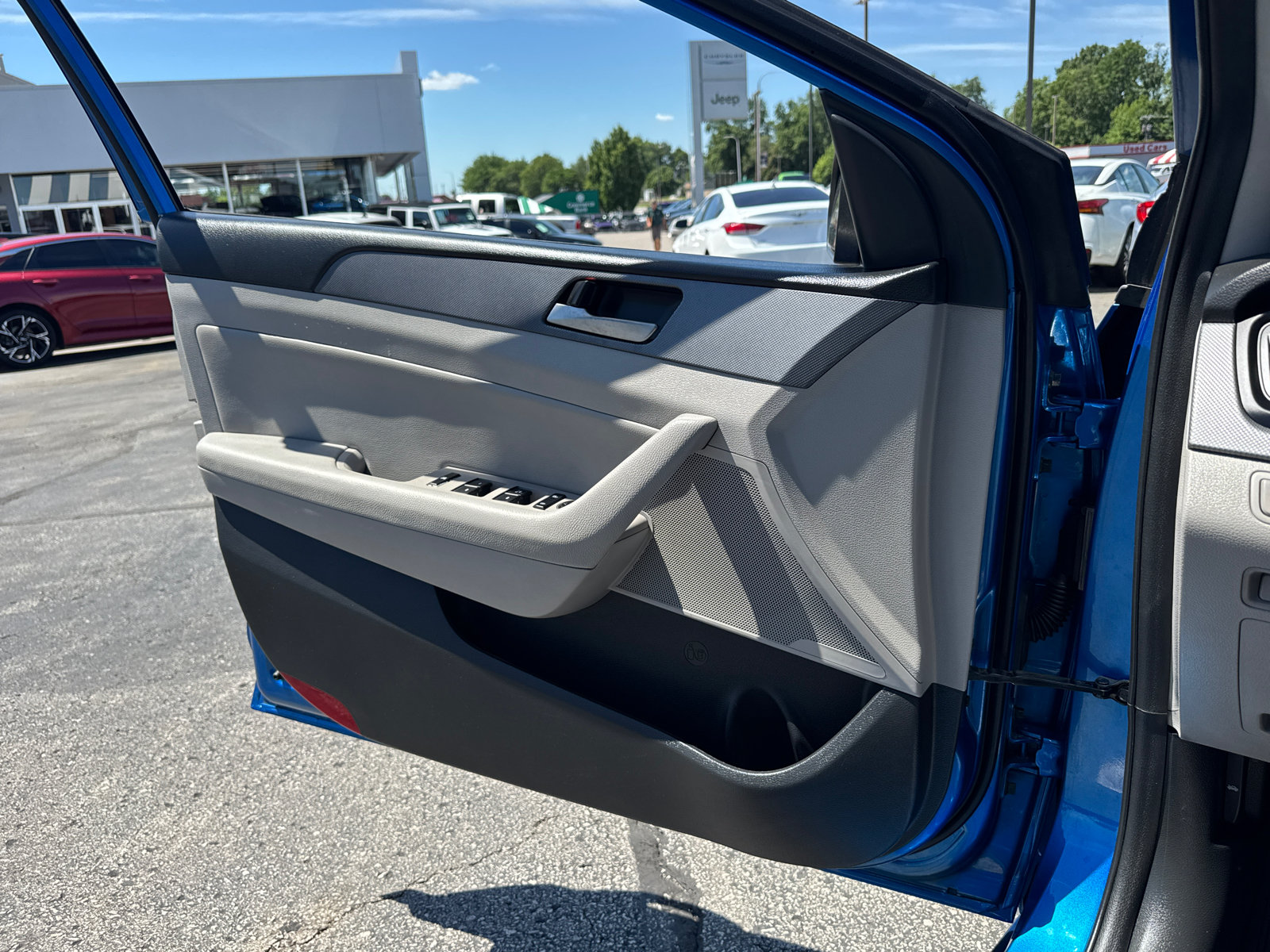 Used 2018 Hyundai Sonata SEL FWD image 16