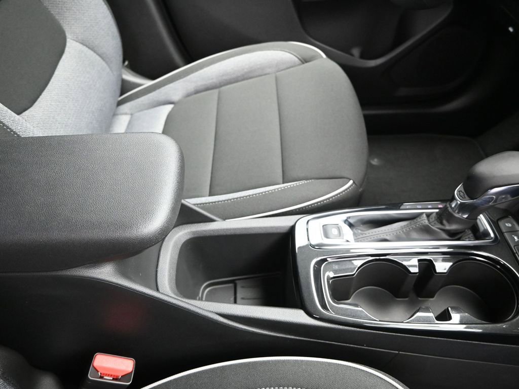 New 2026 Chevrolet TrailBlazer LT w/ LT Cold Weather Package FWD image 17